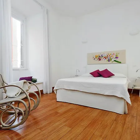 아파트 Spanish Steps Home 로마